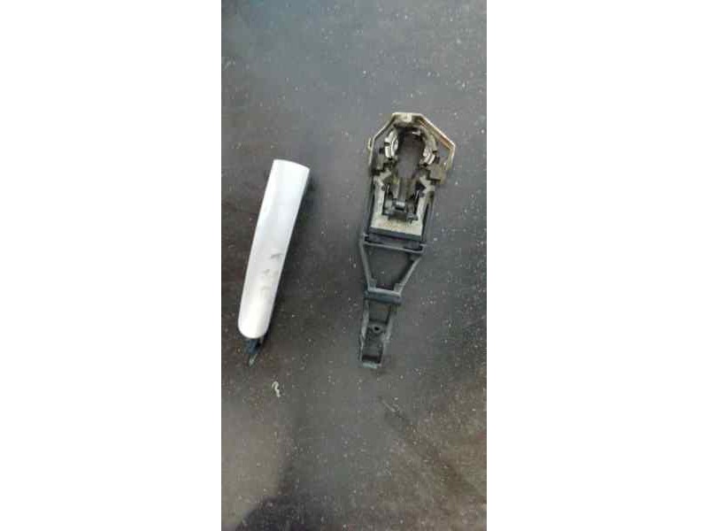 Recambio de maneta exterior delantera izquierda para volkswagen passat berlina (3b3) 1.9 tdi referencia OEM IAM   