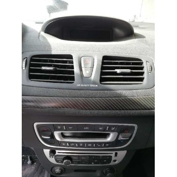 renault megane iii berlina 5 p del año 2012