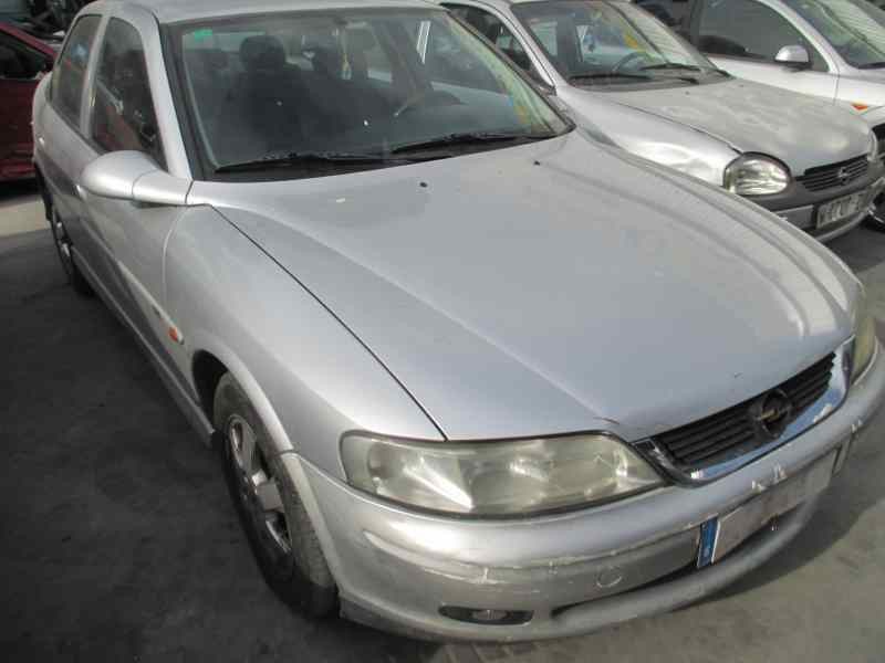 OPEL VECTRA B BERLINA
