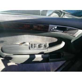 audi a6 berlina (4b2) del año 2000