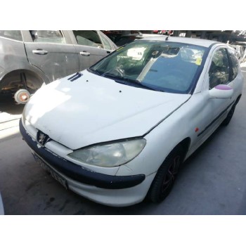 PEUGEOT 206 BERLINA
