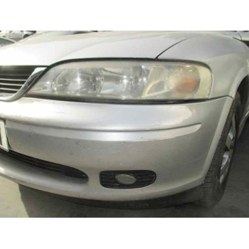 opel vectra b berlina del año 2001