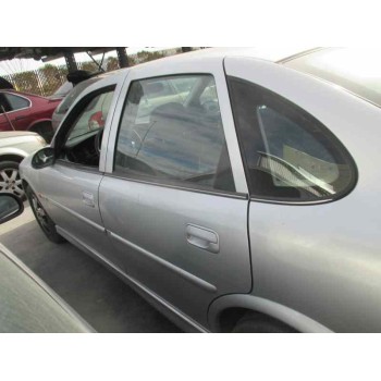 opel vectra b berlina del año 2001