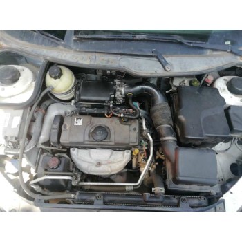 peugeot 206 berlina del año 2000