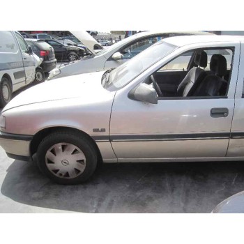 opel vectra a del año 1990