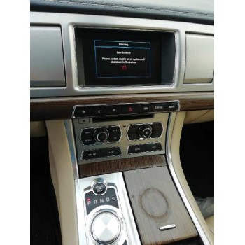 jaguar xf del año 2014