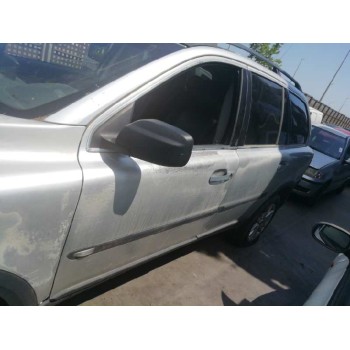 volvo xc90 del año 2004