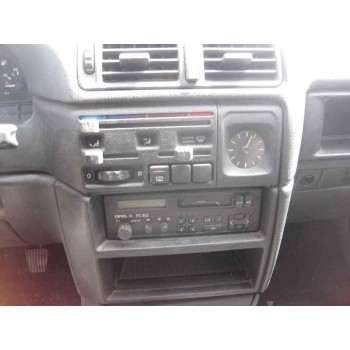 opel vectra a del año 1990