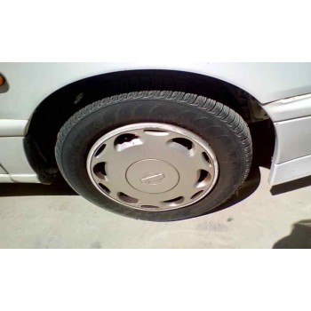 nissan primera berl./familiar (p10/w10) del año 1995