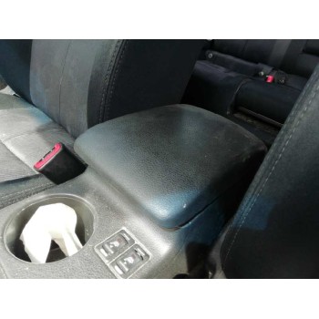 APOYABRAZOS CENTRAL NO CIERRA BIEN 