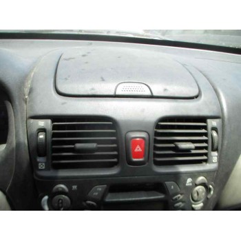 nissan almera (n16/e) del año 2000