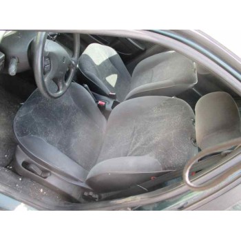 citroën xsara berlina del año 2000