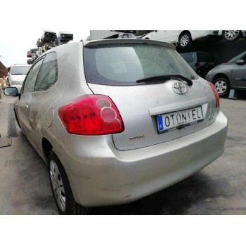 toyota auris del año 2007