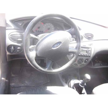 ford focus berlina (cak) del año 2003