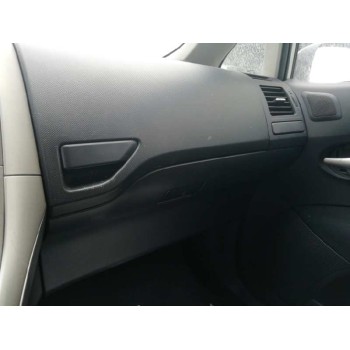 toyota auris del año 2007