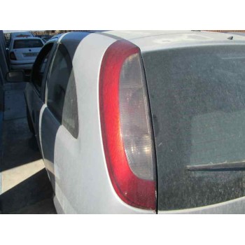 opel corsa c del año 2002