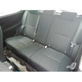 toyota auris del año 2007