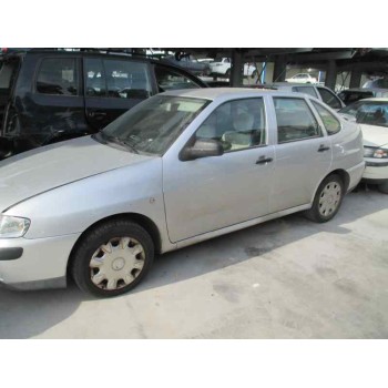 seat cordoba berlina (6k2) del año 2002