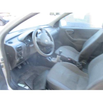 opel corsa c del año 2002