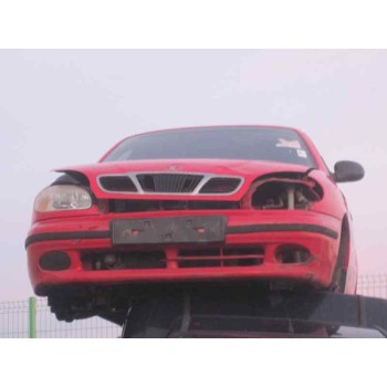 daewoo lanos del año 2001