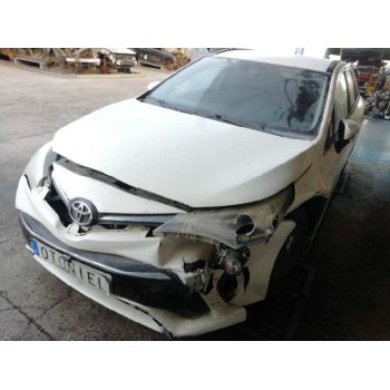 toyota avensis touring sports del año 2016