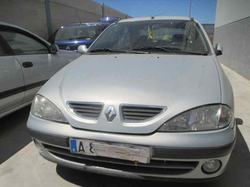 renault megane i fase 2 berlina (ba0) del año 2000