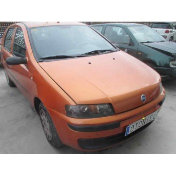 FIAT PUNTO BERLINA (188)