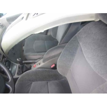 renault laguna ii (bg0) del año 2001