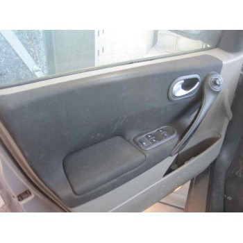 renault megane ii classic berlina del año 2004