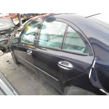 mercedes-benz clase e (w211) berlina del año 2004