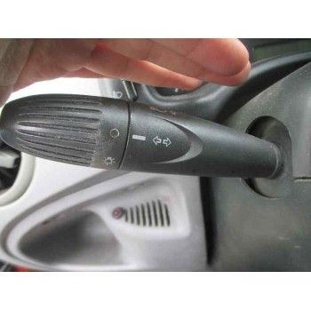 fiat punto berlina (188) del año 2000