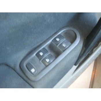 renault megane ii classic berlina del año 2004