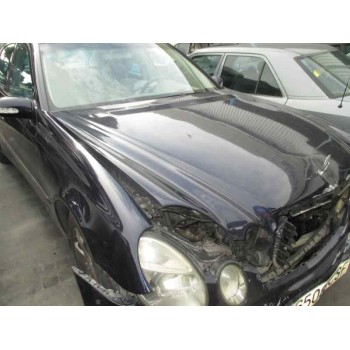 mercedes-benz clase e (w211) berlina del año 2004