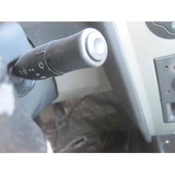 renault megane ii classic berlina del año 2004