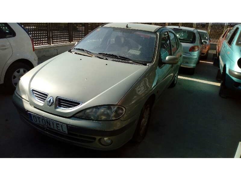 renault megane i fase 2 classic (la..) del año 2000