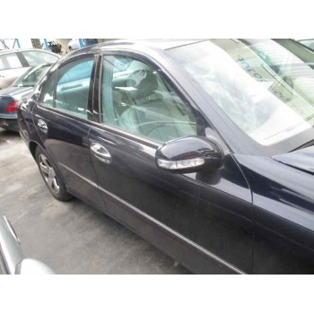 mercedes-benz clase e (w211) berlina del año 2004