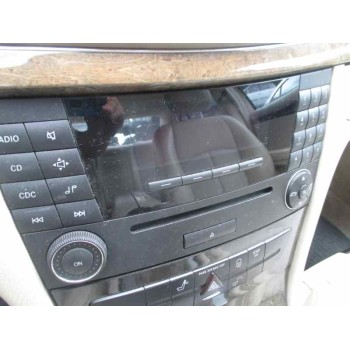 mercedes-benz clase e (w211) berlina del año 2004