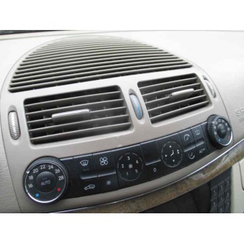 mercedes-benz clase e (w211) berlina del año 2004