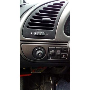 citroën xsara berlina del año 1999