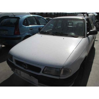 opel astra f berlina del año 1995