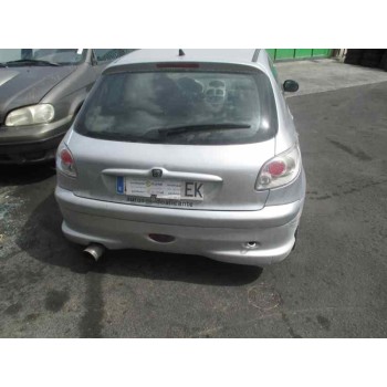peugeot 206 berlina del año 2000