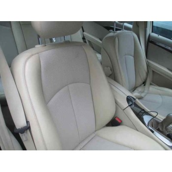 mercedes-benz clase e (w211) berlina del año 2004