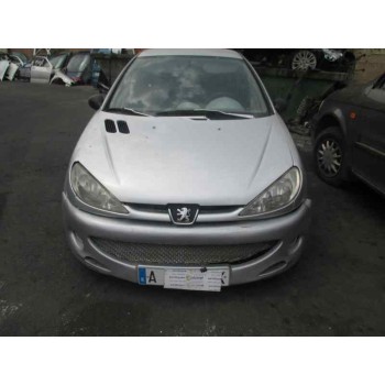 peugeot 206 berlina del año 2000