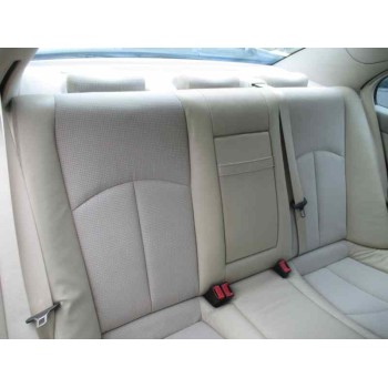 mercedes-benz clase e (w211) berlina del año 2004