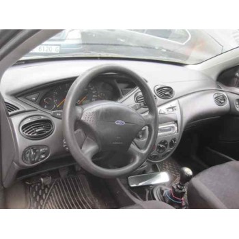 ford focus berlina (cak) del año 2002