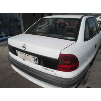 opel astra f berlina del año 1995