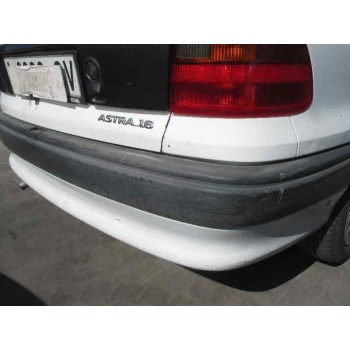opel astra f berlina del año 1995