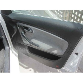 seat ibiza (6l1) del año 2004