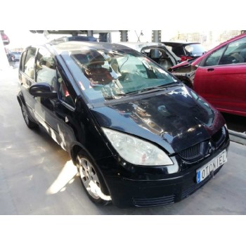 mitsubishi colt berlina 5 (z30a) del año 2006