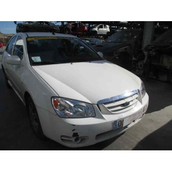 kia cerato del año 2005